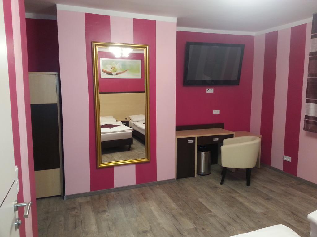 Pension Central Semmering Bagian luar foto