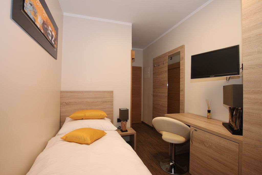 Pension Central Semmering Ruang foto