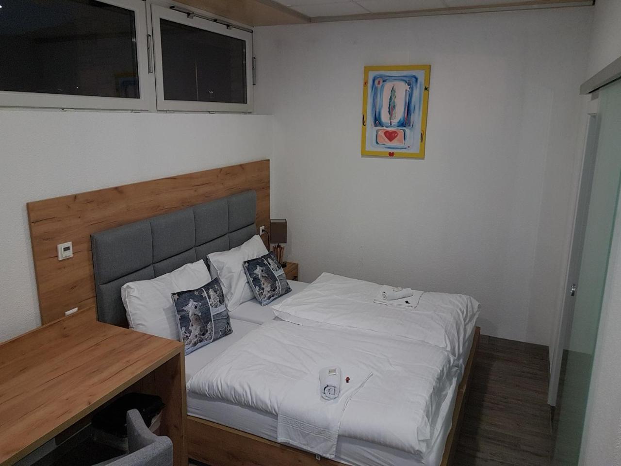 Pension Central Semmering Bagian luar foto